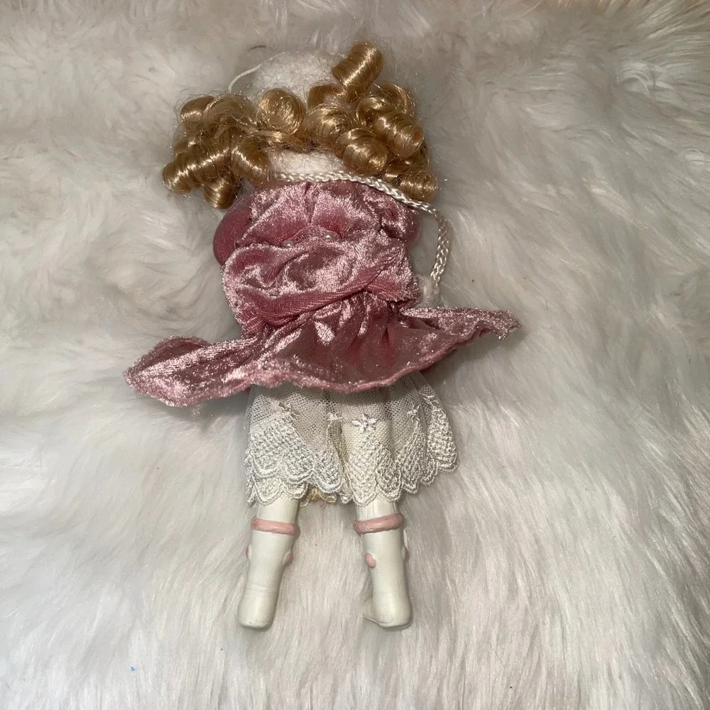 Vintage Dillard's Trimmings Winter Girl Ornament Pink‎ Velvet Coat w/ Box